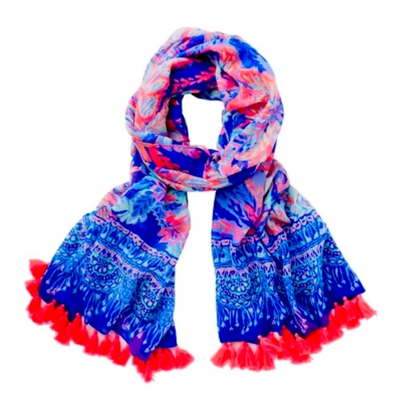 RARE LILLY PULITZER RESORT
SCARF WRAP LILLIAN
OVERSIZED BLANKET
ENGINEERED WRAP - Picture 4 of 5